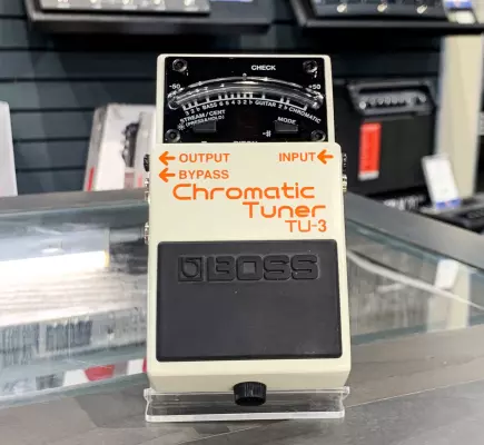 BOSS - Chromatic Tuner